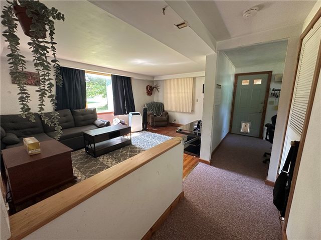 8182 Centerport Road, Mentz, NY 13140