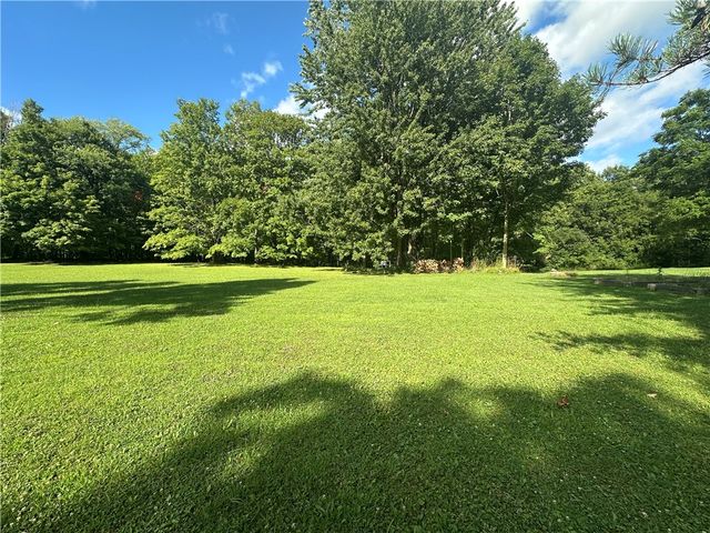 8182 Centerport Road, Mentz, NY 13140