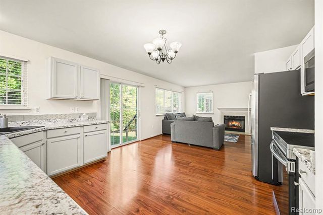 4189 Coronet Avenue, Canton, MI 48188