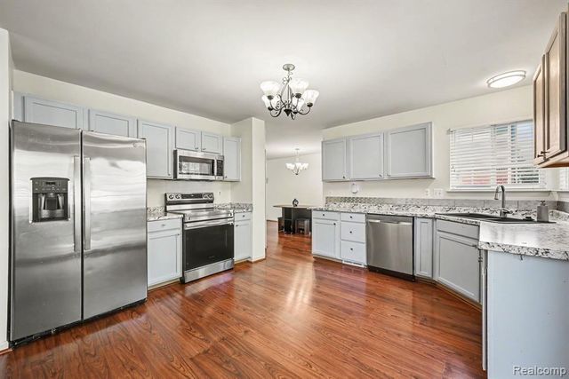 4189 Coronet Avenue, Canton, MI 48188