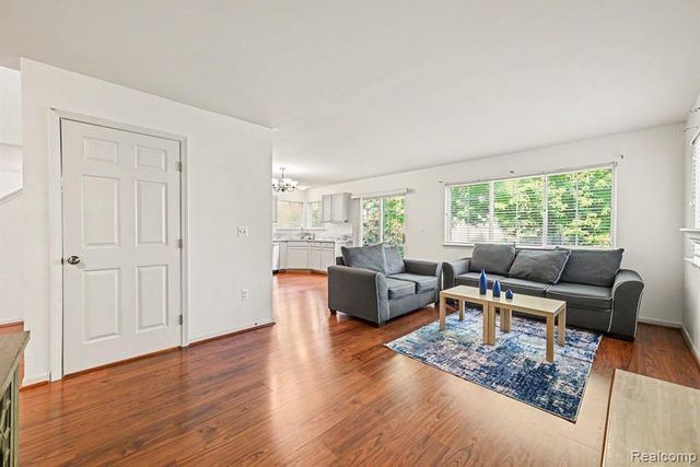 4189 Coronet Avenue, Canton, MI 48188