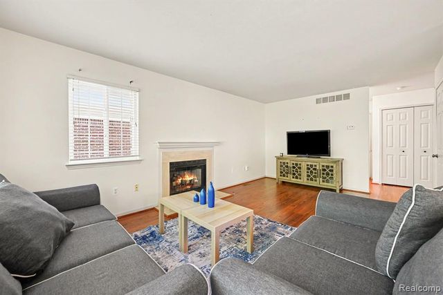 4189 Coronet Avenue, Canton, MI 48188