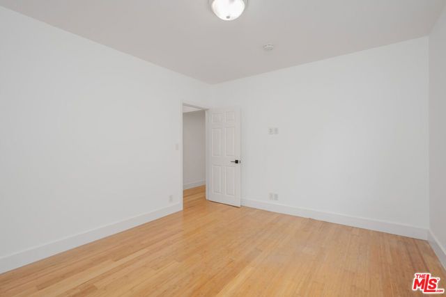 542 N Sierra Bonita Avenue, Los Angeles, CA 90036