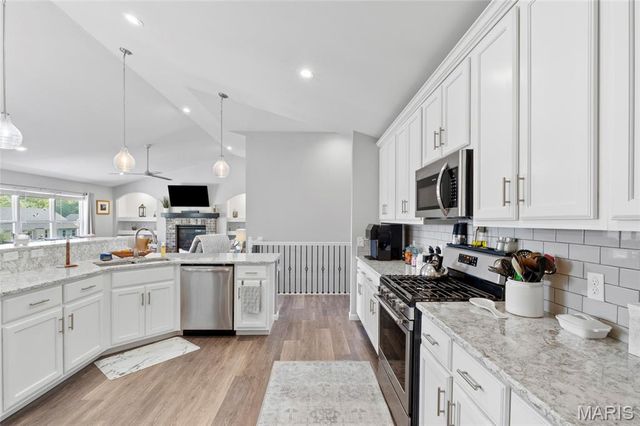 2727 Red Maple Drive, Barnhart, MO 63012