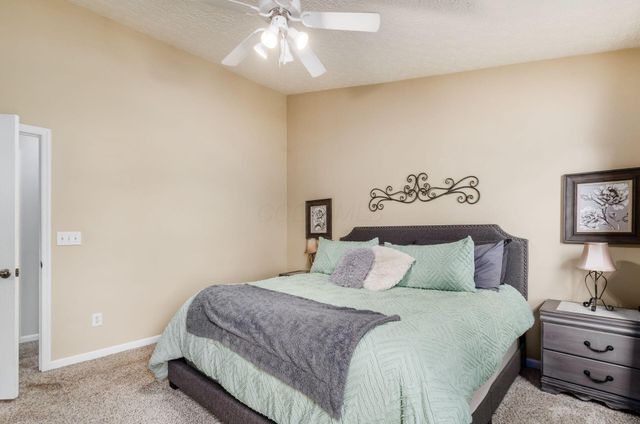 159 Yehlshire Drive, Galloway, OH 43119