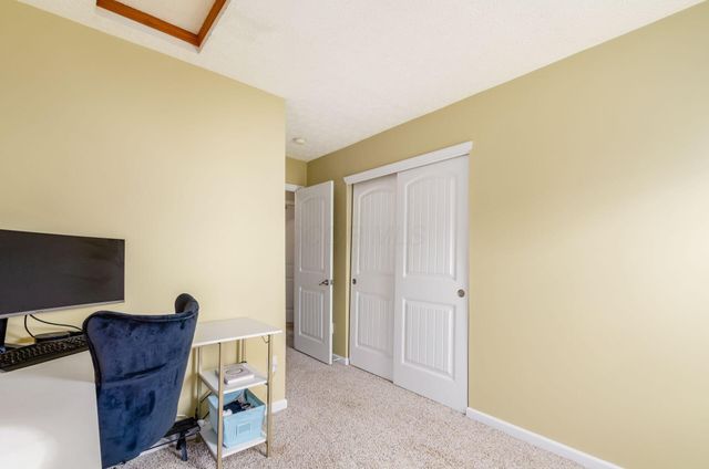 159 Yehlshire Drive, Galloway, OH 43119
