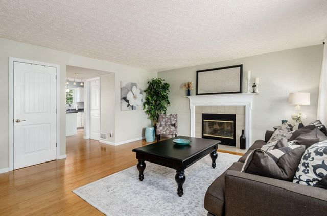 159 Yehlshire Drive, Galloway, OH 43119
