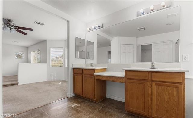 9123 Weeping Hollow Avenue, Las Vegas, NV 89178