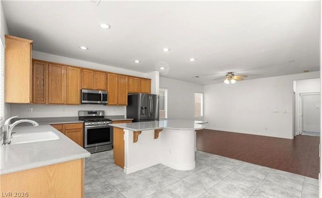 9123 Weeping Hollow Avenue, Las Vegas, NV 89178