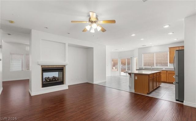 9123 Weeping Hollow Avenue, Las Vegas, NV 89178