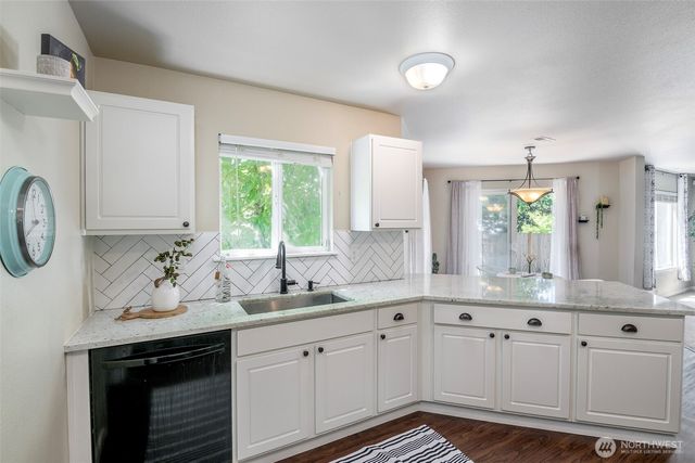 12104 133rd Street E, Puyallup, WA 98374