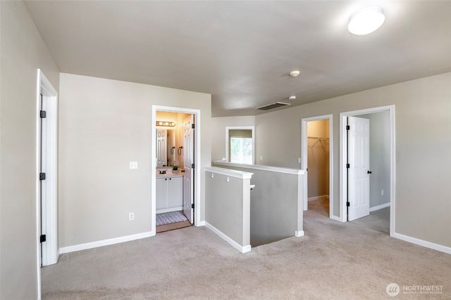 12104 133rd Street E, Puyallup, WA 98374