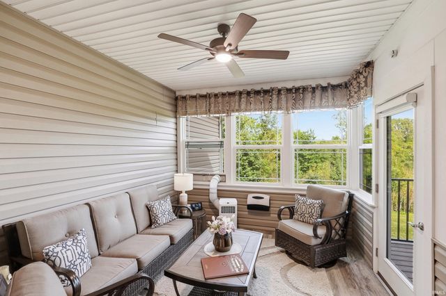 2880 Farrah Crossing, Fort Wayne, IN 46818