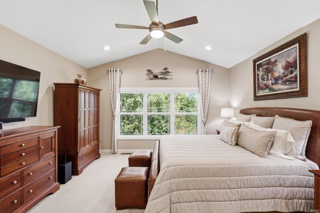 2880 Farrah Crossing, Fort Wayne, IN 46818