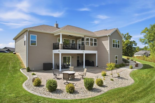 2880 Farrah Crossing, Fort Wayne, IN 46818