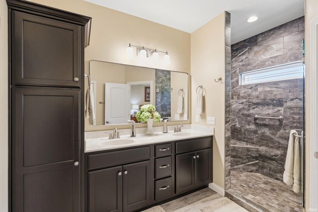 2880 Farrah Crossing, Fort Wayne, IN 46818