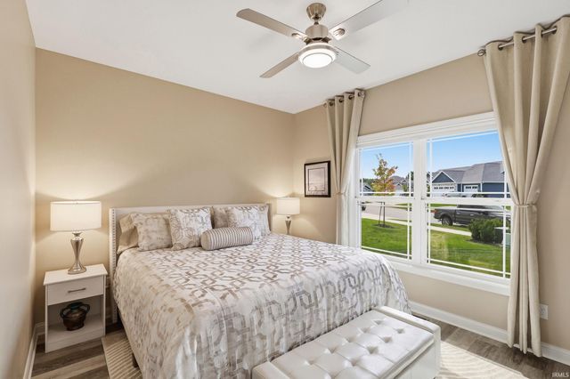 2880 Farrah Crossing, Fort Wayne, IN 46818