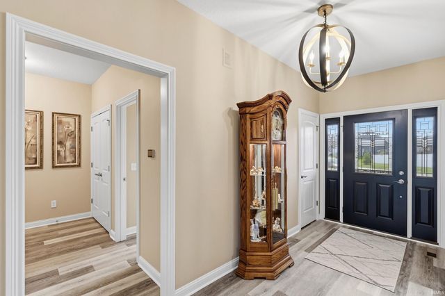 2880 Farrah Crossing, Fort Wayne, IN 46818