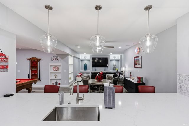 2880 Farrah Crossing, Fort Wayne, IN 46818