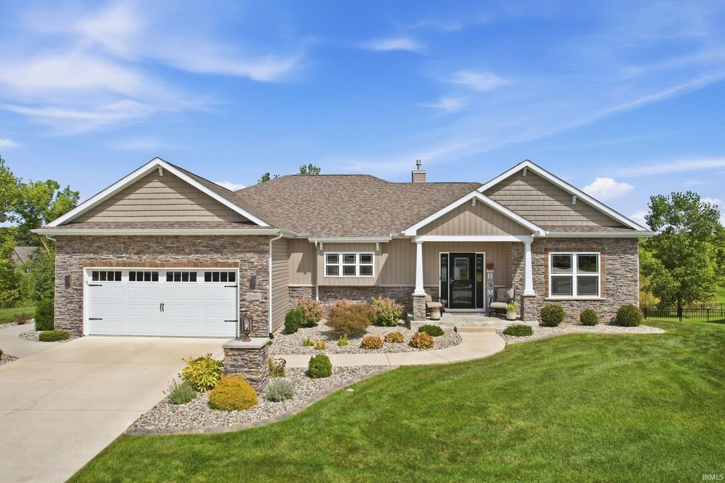 2880 Farrah Crossing, Fort Wayne, IN 46818