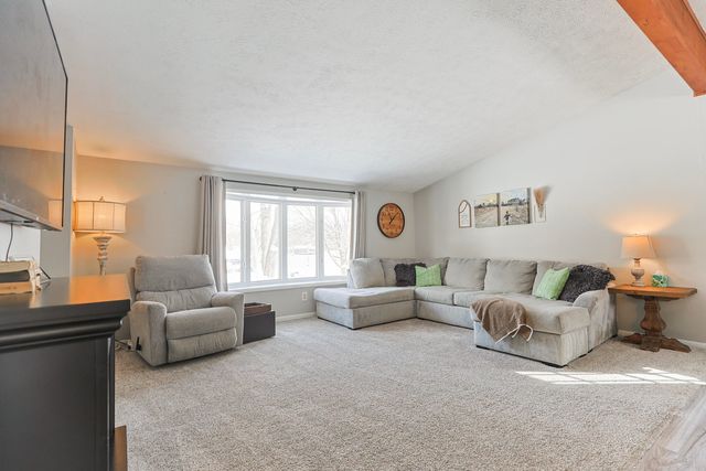 2416 Blanchard Drive, Niles, MI 49120