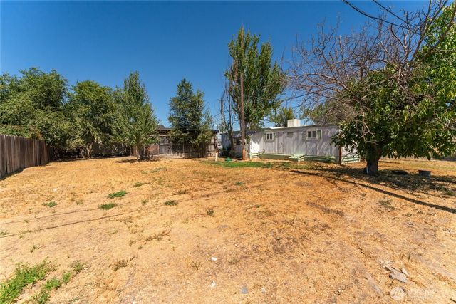 57970 Yakima Street NE, Grand Coulee, WA 99133