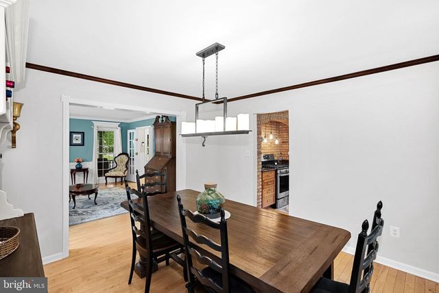 26 LIPSCOMB CT, Sterling, VA 20165