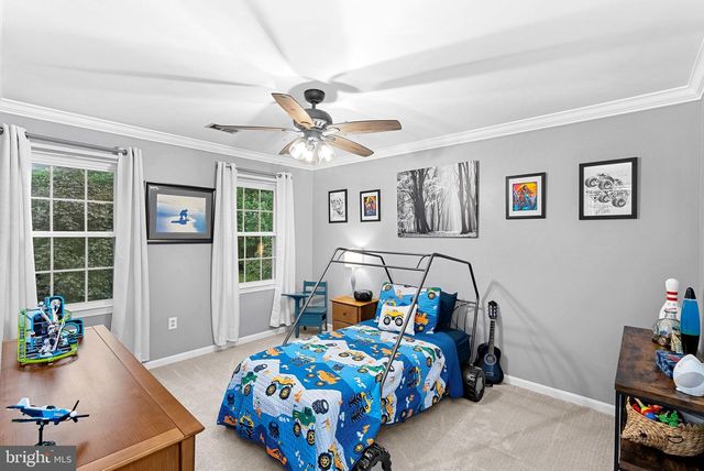 26 LIPSCOMB CT, Sterling, VA 20165