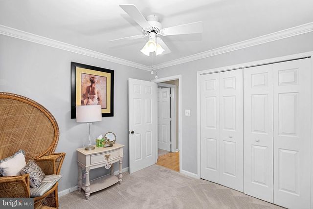 26 LIPSCOMB CT, Sterling, VA 20165