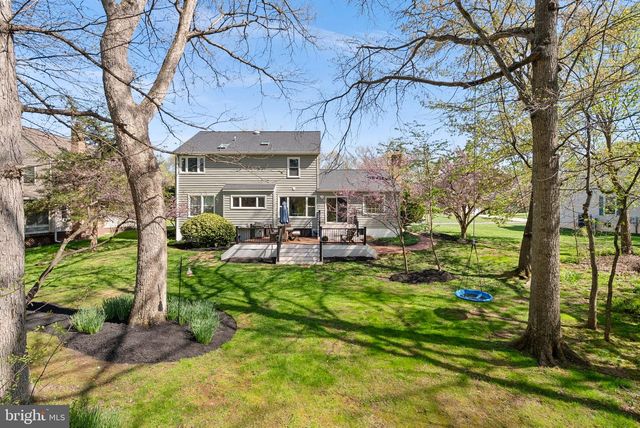 26 LIPSCOMB CT, Sterling, VA 20165