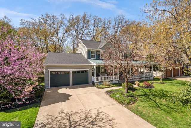 26 LIPSCOMB CT, Sterling, VA 20165