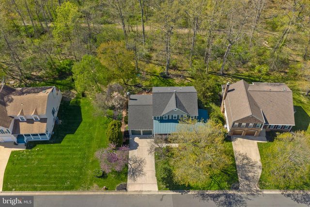 26 LIPSCOMB CT, Sterling, VA 20165