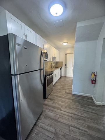 317 NE 13th Avenue 3, Fort Lauderdale, FL 33301