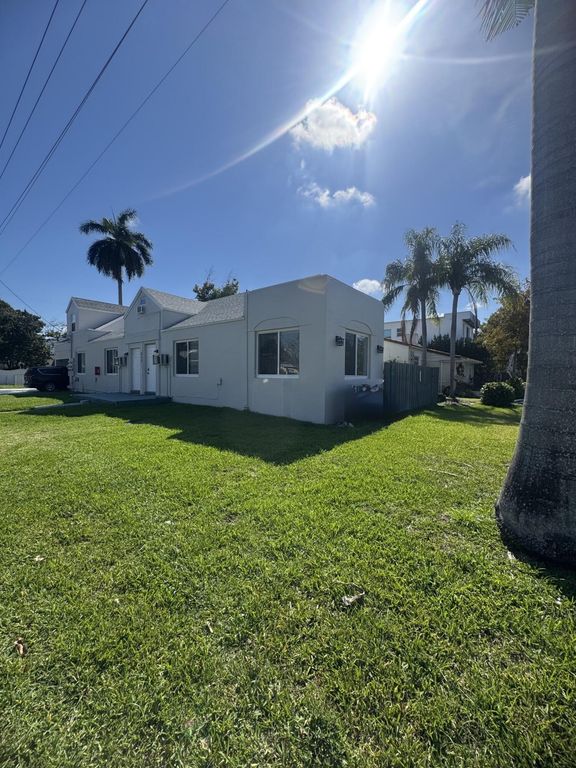 317 NE 13th Avenue 3, Fort Lauderdale, FL 33301