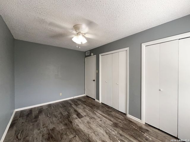 8731 Tradewind Dr, Windcrest, TX 78239