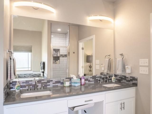 439 Spring Creek Cir, Lawton, OK 73505