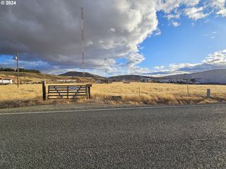 41982 BEST FRONTAGE Rd, Baker City, OR 97814
