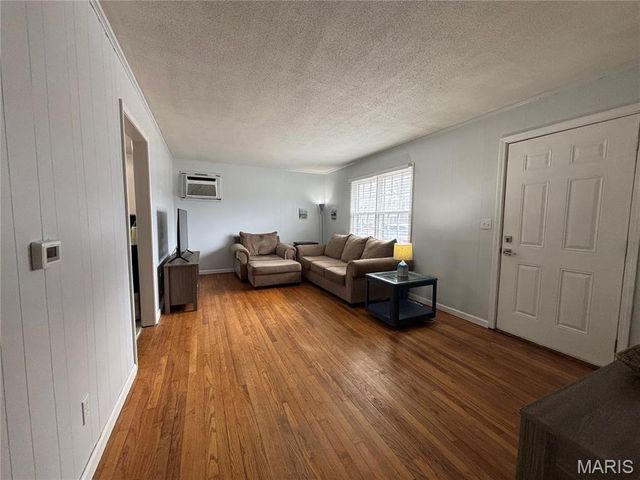 2012 Kentucky Street, Sikeston, MO 63801