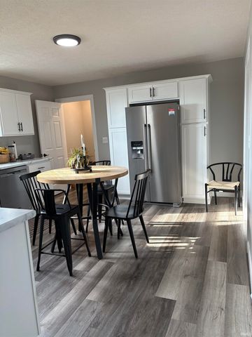 210 E 15Th Street, Jasper, IN 47546
