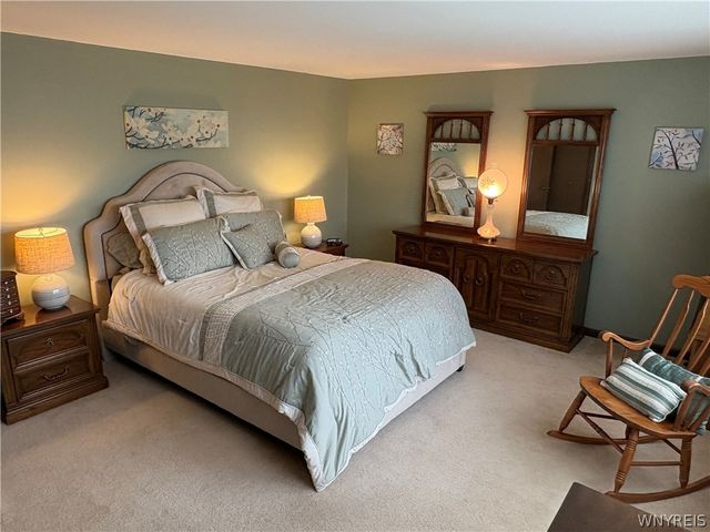 121 Northridge Drive, West Seneca, NY 14224