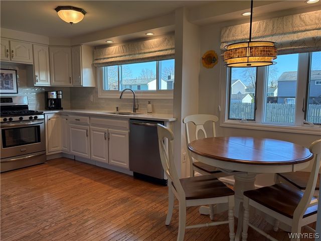 121 Northridge Drive, West Seneca, NY 14224