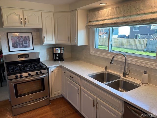 121 Northridge Drive, West Seneca, NY 14224