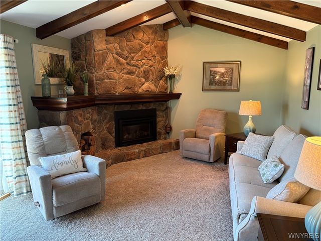 121 Northridge Drive, West Seneca, NY 14224
