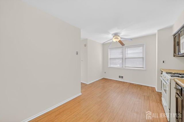 21 Highview Drive, Woodbridge Proper, NJ 07095