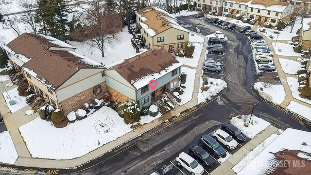 21 Highview Drive, Woodbridge Proper, NJ 07095