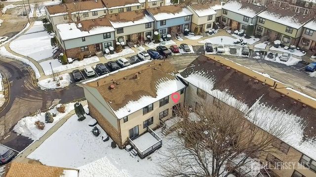 21 Highview Drive, Woodbridge Proper, NJ 07095