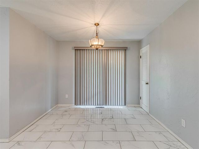 3405 Woodsboro Drive, Norman, OK 73072