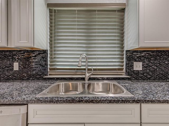 3405 Woodsboro Drive, Norman, OK 73072