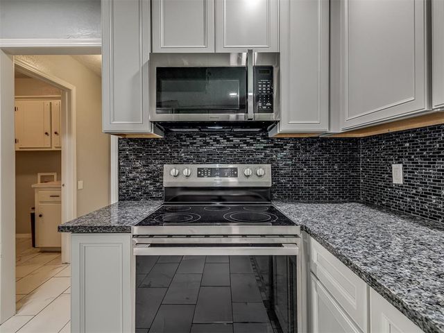 3405 Woodsboro Drive, Norman, OK 73072