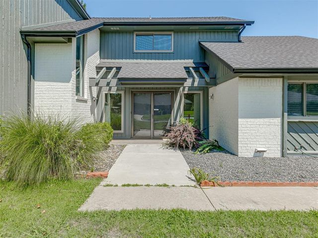 3405 Woodsboro Drive, Norman, OK 73072